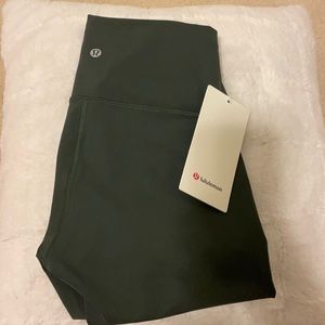 LULULEMON WUNDER 28" NWT